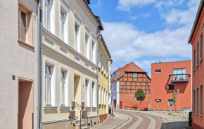 1 Bedroom Amazing Apartment In Malchow, Amt Malchow
